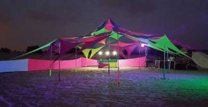 אוהלי לייקרה צבעוניים לאירועים | פניקס אירועים